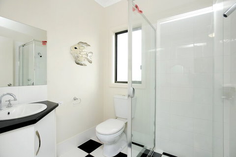 Bayside - Inverell Accommodation 5