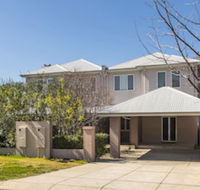 Inner Western Suburbs Retreat - Inverell Accommodation