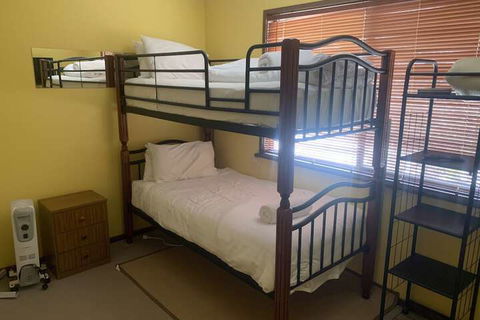 Alpen Glen 6 - Inverell Accommodation 5