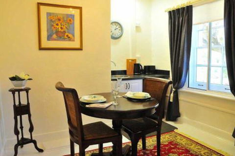 Ornee Cottage - Inverell Accommodation 5