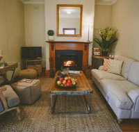 Apple Cottage Orange NSW - Inverell Accommodation