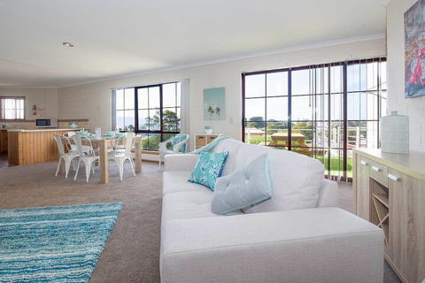 Astro Place - Inverell Accommodation 6