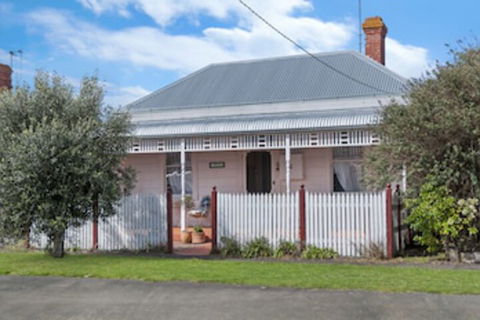 Ginabella - Inverell Accommodation 0