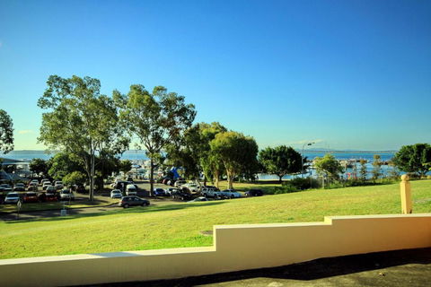 Pacific Units Unit 2 94 Magnus Street - Inverell Accommodation 3