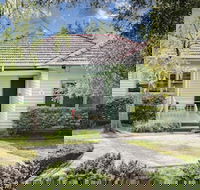 Hillside House - Inverell Accommodation