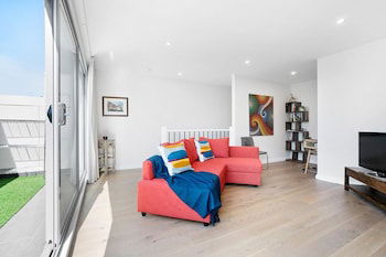 DINA, 2BDR Carlton Apartment - Inverell Accommodation 0