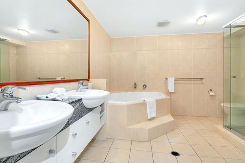 Arlington Apartments - Inverell Accommodation 6