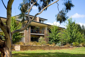 Lake Daylesford Lodge 4 - Inverell Accommodation 0