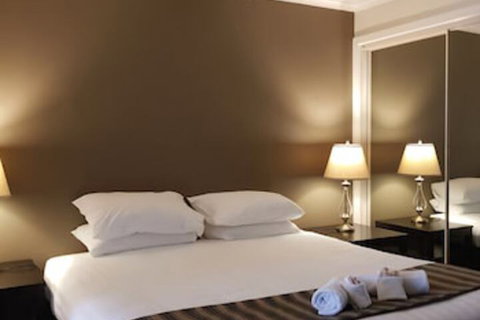 Lakeview Villa's - Inverell Accommodation 4