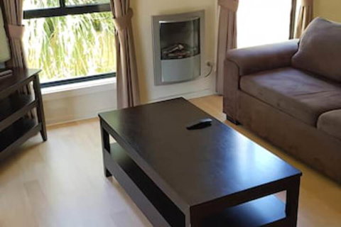 Lakeview Villa's - Inverell Accommodation 7