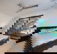 Sea Pearl 10 Corlette Point Road - Inverell Accommodation