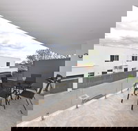 Belmont Apartment near Perth City 3404 - Inverell Accommodation