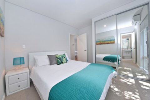 Stylish Apartment Near Perth City 2210 - Inverell Accommodation 0
