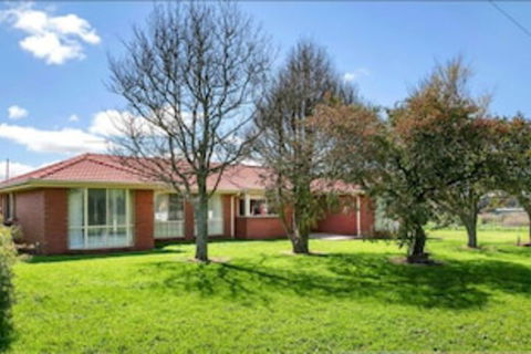 Impressive Hobby Farm Close In Bungaree - Inverell Accommodation 0