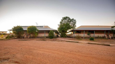 Longreach Outback Adventures - Inverell Accommodation 5
