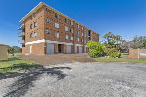 Luskin Lodge, Unit 10/29 Weatherly Close - Inverell Accommodation 1