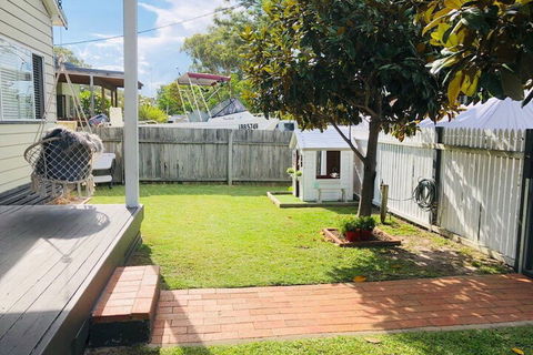Harrys House 19 Achilles Street - Inverell Accommodation 5