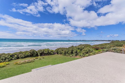 Aqua Mist Seascape - Inverell Accommodation 4