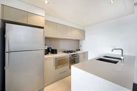 Astra Apartments Sydney - George St - Inverell Accommodation 2