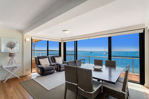 Wanda Beach Unit 2 / 197 Soldiers Point Road - Inverell Accommodation 4
