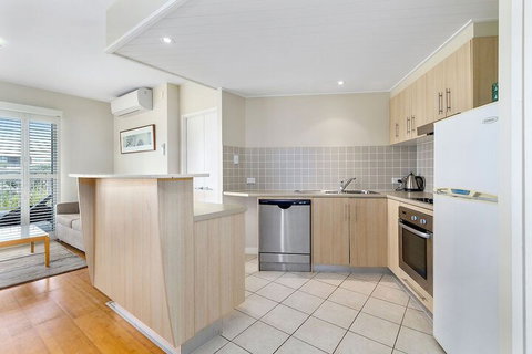 RESORT On The BEACH 6126 27 - Inverell Accommodation 3