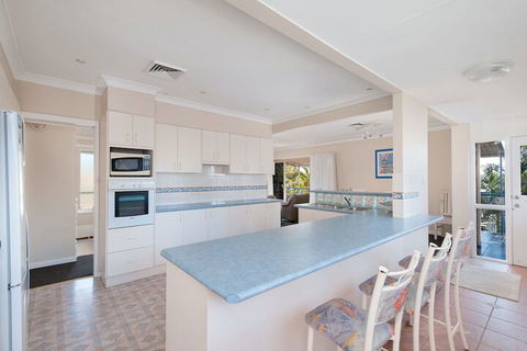 Ronald Avenue 45 Villa Floridiana - Inverell Accommodation 2