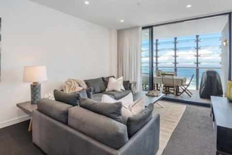 Arena Unit A1205 / 75 Shortland Esplanade - Inverell Accommodation 0