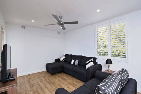 Shoal Bay Road Del Rae Unit 18 25 - Inverell Accommodation 3