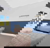 Royal Hotel Wyong - Inverell Accommodation