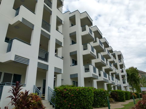 Madison Ocean Breeze - Inverell Accommodation 0