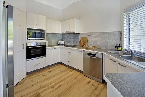 Advance Place - Inverell Accommodation 2