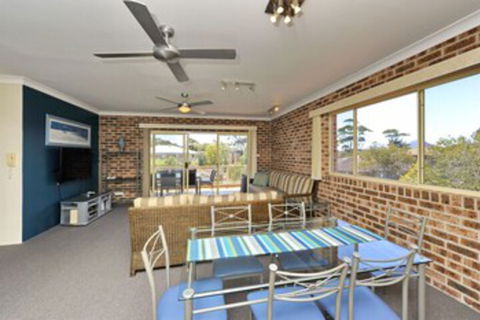 Cottage Court 10 Nelson Bay - Inverell Accommodation 0