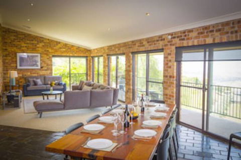 Aquila - Inverell Accommodation 0