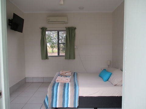 Ingham Tourist Park - Inverell Accommodation 3