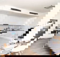 Spacious Apartment Close to Chatswood - Inverell Accommodation