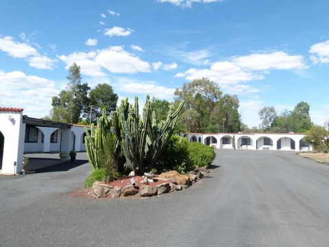 Azalea Motel - Inverell Accommodation 0