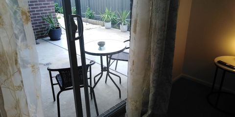 Lakeside Retreat & Business - Inverell Accommodation 2