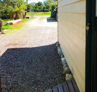 Meredith House  Apartments Strahan - Inverell Accommodation