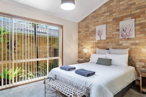 Life's A Beach At Shoal Bay - Inverell Accommodation 5
