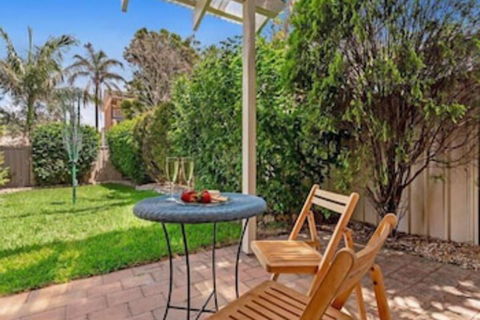 Life's A Beach At Shoal Bay - Inverell Accommodation 0