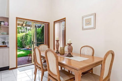 Life's A Beach At Shoal Bay - Inverell Accommodation 7