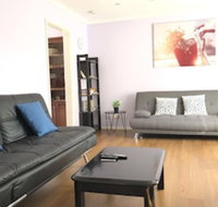 Canberra Entire House 3 Bedroom - Inverell Accommodation