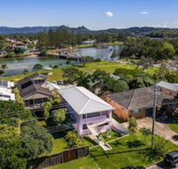 A PERFECT STAY Sunset Beach Riverside - Inverell Accommodation