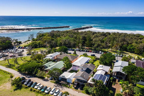 A PERFECT STAY Sunset Beach Riverside - Inverell Accommodation 1