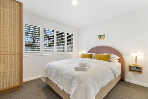 A PERFECT STAY Sunset Beach Riverside - Inverell Accommodation 3