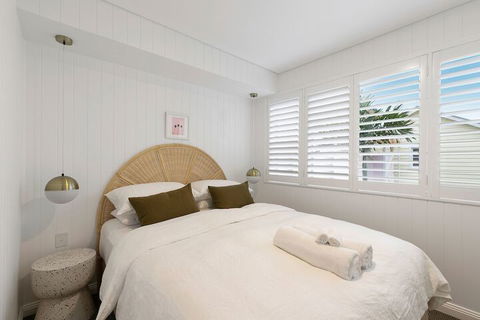 A PERFECT STAY Sunset Beach Riverside - Inverell Accommodation 5