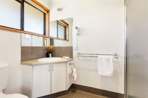 Lakeside Country Club - Numurkah - Inverell Accommodation 3