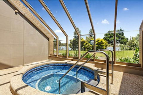 Lakeside Country Club - Numurkah - Inverell Accommodation 6