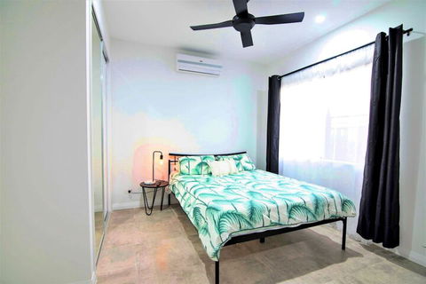 Isle Be Back Waterfront Luxury With Pool - Inverell Accommodation 6