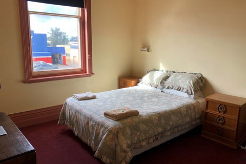 Royal Hotel - Inverell Accommodation 5